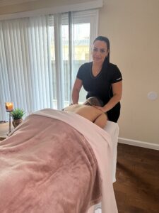 Experienced Massage Therapist – Relaxation & Deep Healing